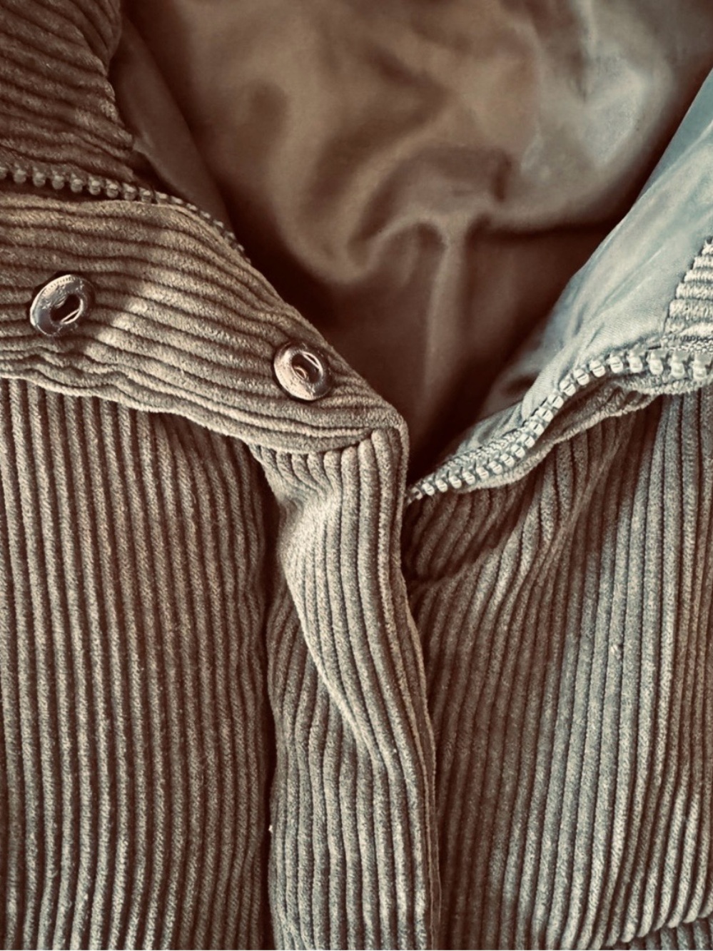 Military Green Ribbed Puffer Jacket - Picture 3 of 4